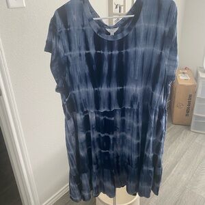 crown & ivy Navy and White Tie-Dye Short Sleeve Tunic